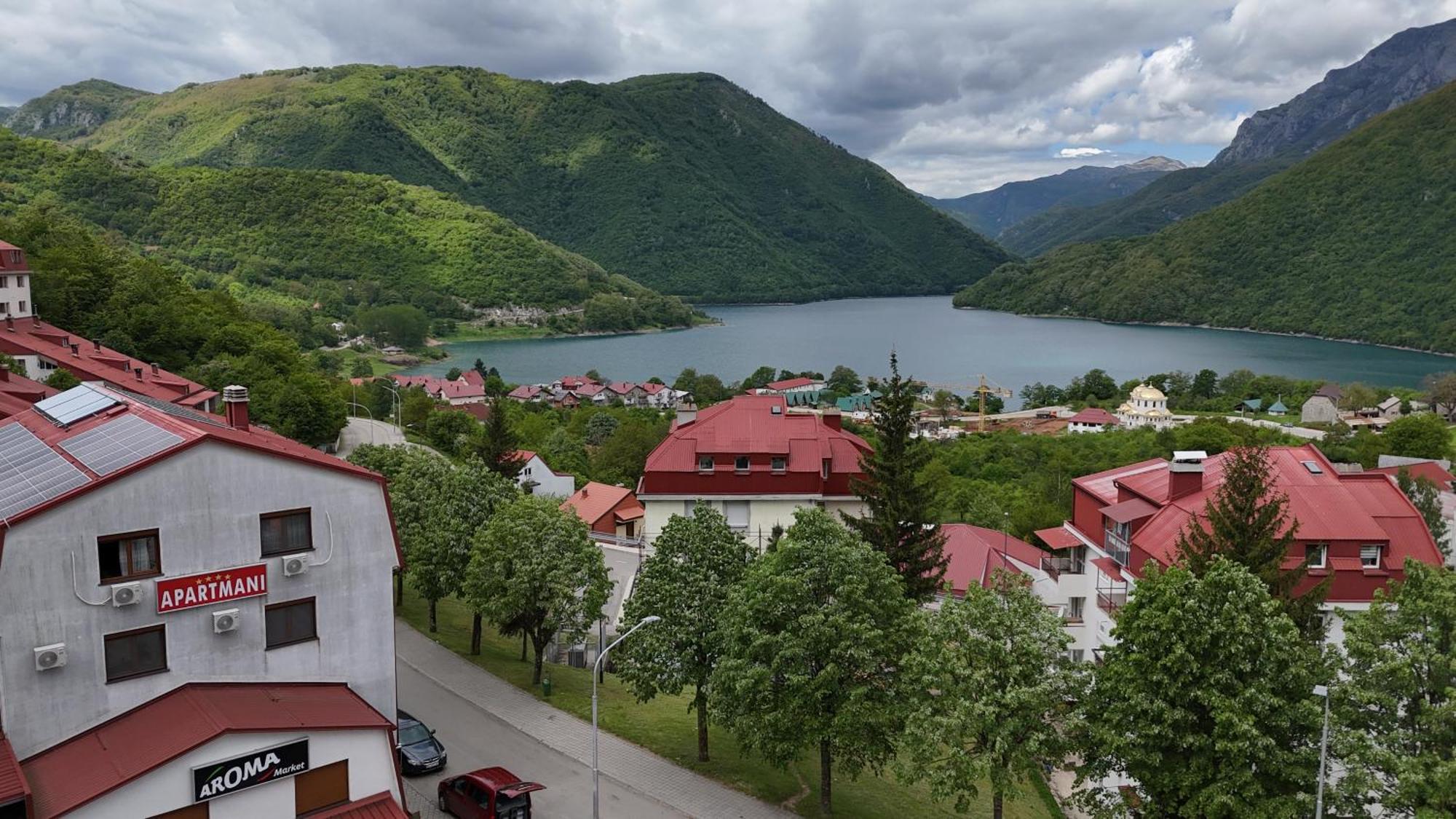 Apartments Ravno Pluzine Luaran gambar