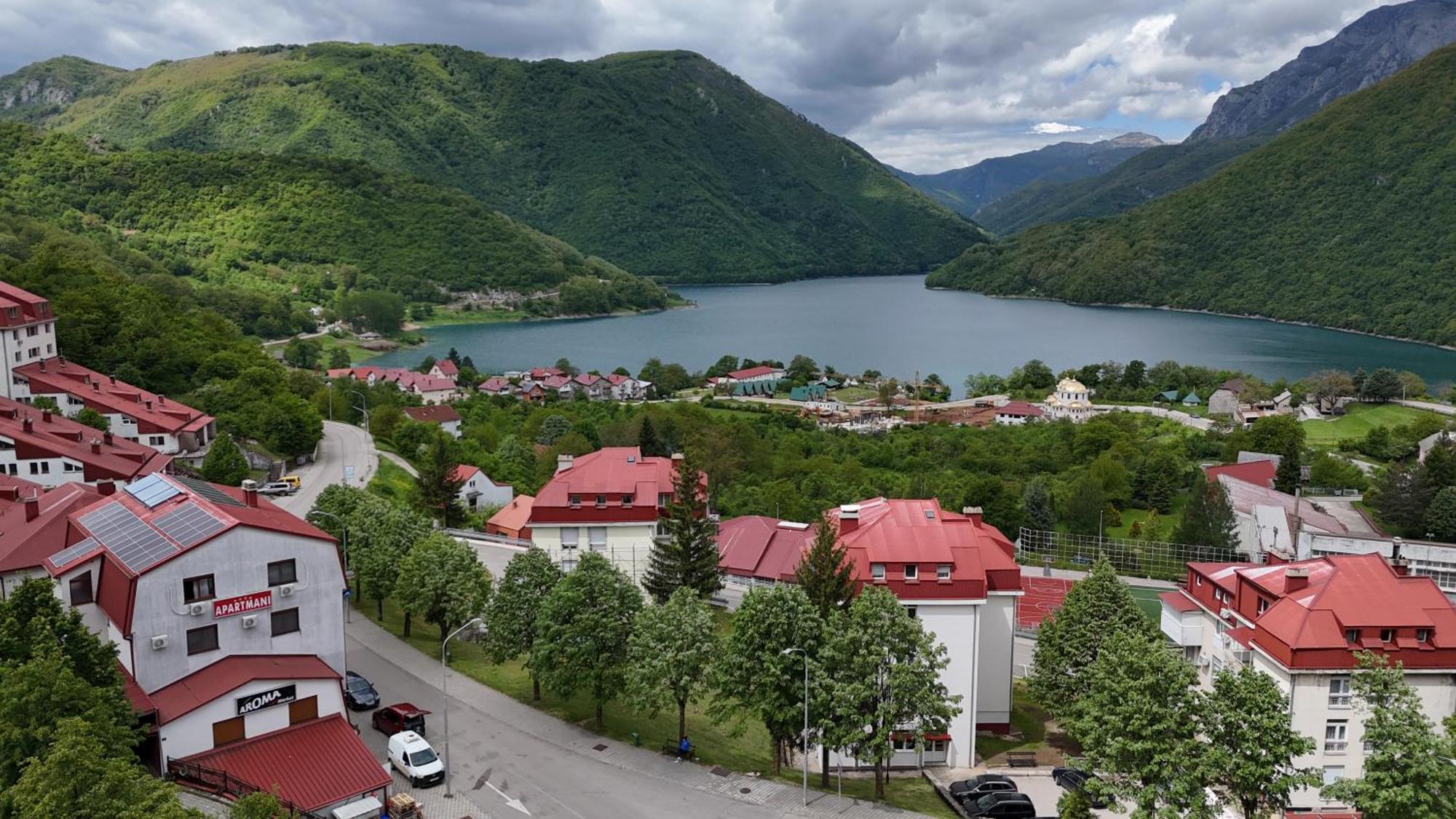 Apartments Ravno Pluzine Luaran gambar