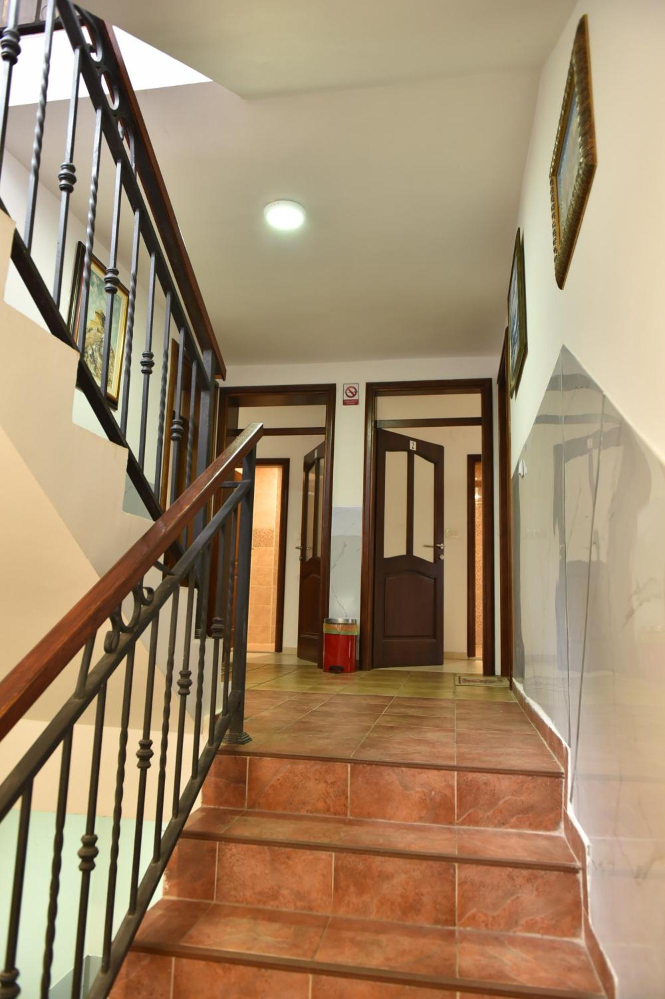 Apartments Ravno Pluzine Luaran gambar